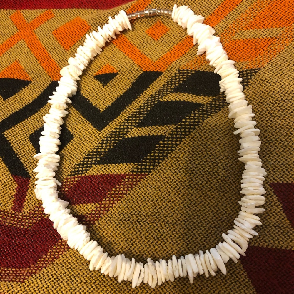 Chip Shells Necklace